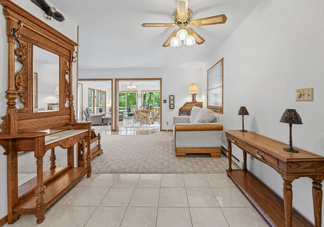 Photo 4 of Single family home for sale at 4 Oxbow Path, Galena, IL 61036 | MLS# 12767592 | Listing updated on 2026-10-04