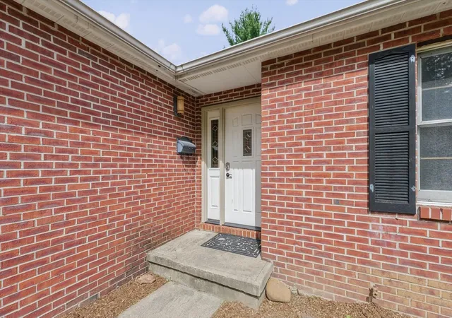 Photo 4 of Single family home for sale at 508 Haines Blvd, Champaign, IL 61820 | MLS# 12767596 | Listing updated on 2026-10-03