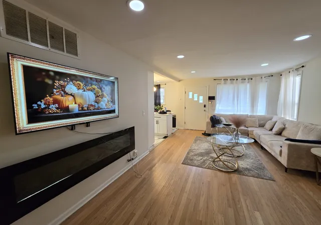 Photo 2 of Single family home for sale at 4137 Ruby St, Schiller Park, IL 60176 | MLS# 12767599 | Listing updated on 2026-10-04