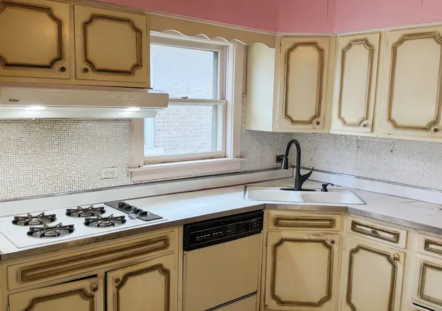 Photo 4 of Single family home for sale at 7343 S Prairie Ave, Chicago, IL 60619 | MLS# 12767603 | Listing updated on 2026-10-07