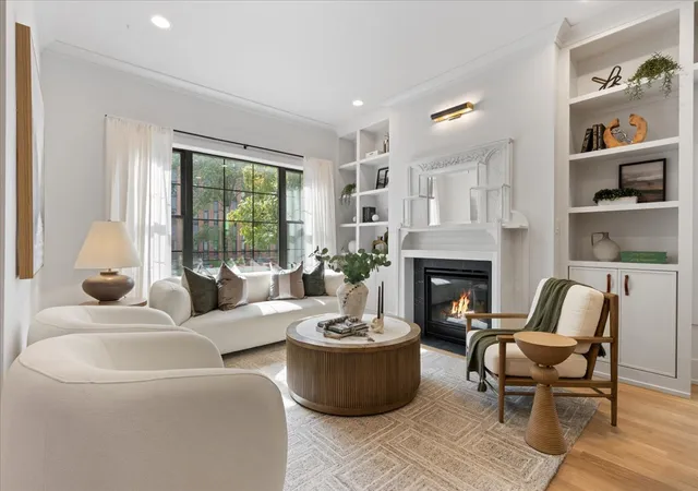Photo 3 of Single family home for sale at 1962 W Wilson Ave, Chicago, IL 60640 | MLS# 12767615 | Listing updated on 2026-10-22