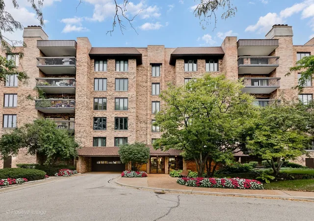 Photo 1 of Condo for sale at 3860 Mission Hills Rd #217, Northbrook, IL 60062 | MLS# 12767630 | Listing updated on 2026-10-07