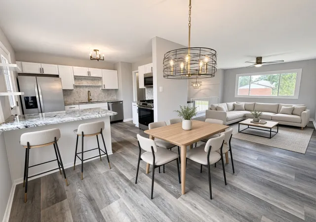 Photo 4 of Single family home for sale at 918 Union Dr, University Park, IL 60484 | MLS# 12767642 | Listing updated on 2026-09-24