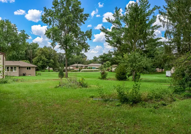 Photo 3 of Single family home for sale at 1796 Bracknel Blvd, Rockford, IL 61103 | MLS# 12767650 | Listing updated on 2026-09-24