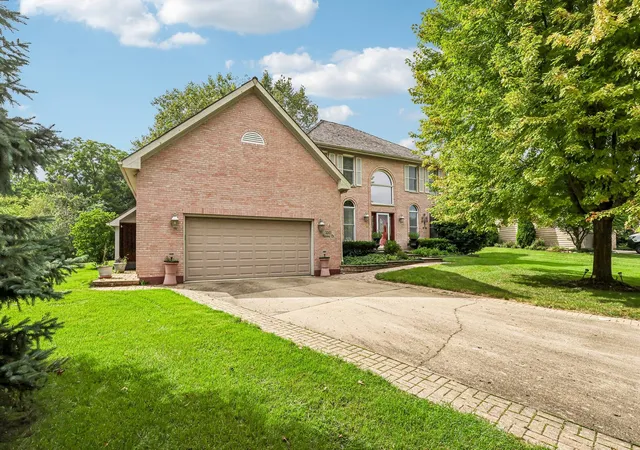 Photo 1 of Single family home for sale at 2002 Ravine Dr, Gurnee, IL 60031 | MLS# 12767677 | Listing updated on 2026-09-26