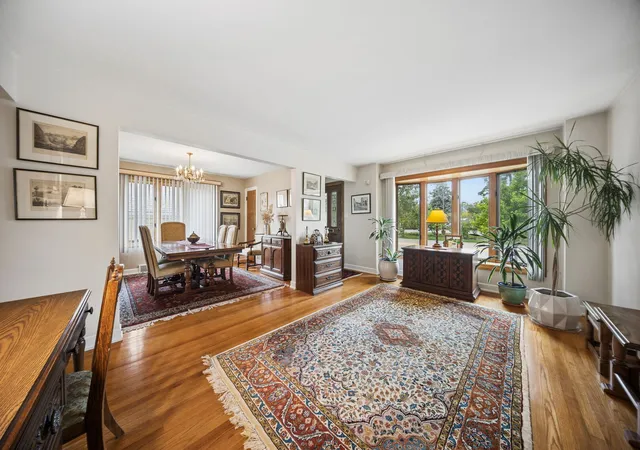 Photo 3 of Single family home for sale at 6647 N Crawford Ave, Lincolnwood, IL 60712 | MLS# 12767692 | Listing updated on 2026-09-29