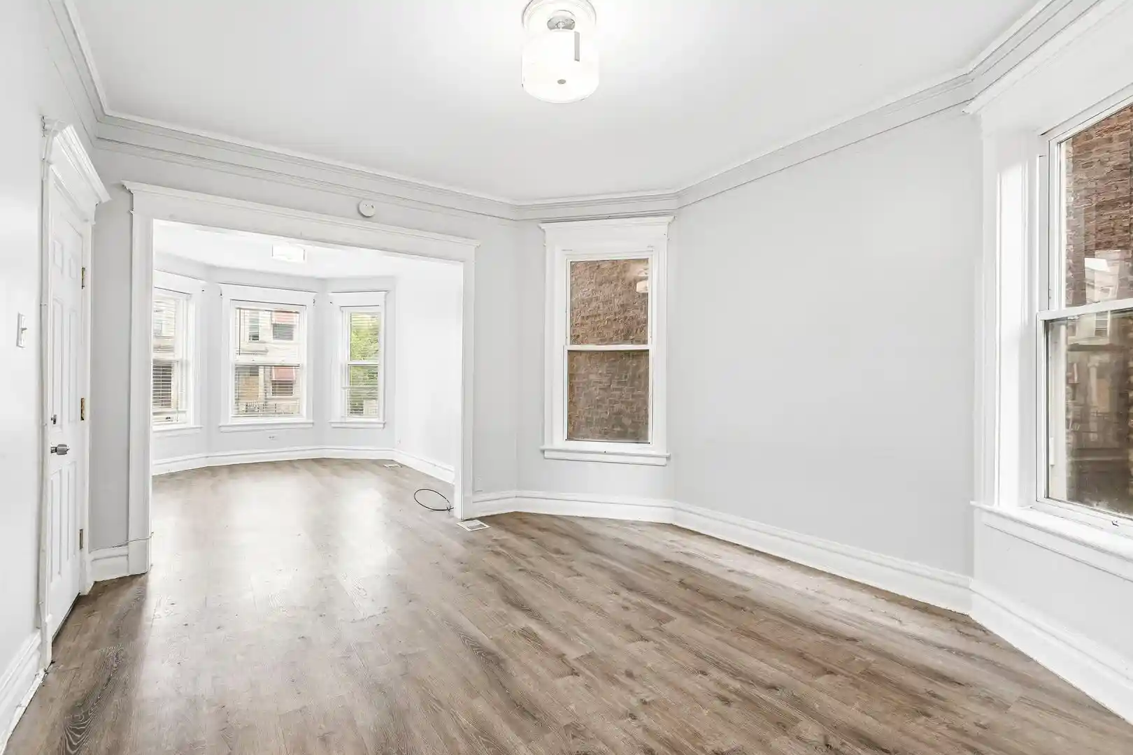 Listing Photo 2 - Condo for sale in 6344 S Eberhart Ave located at 6344 S Eberhart Ave, Chicago, IL 60637 - Unit 6344 S Eberhart Ave