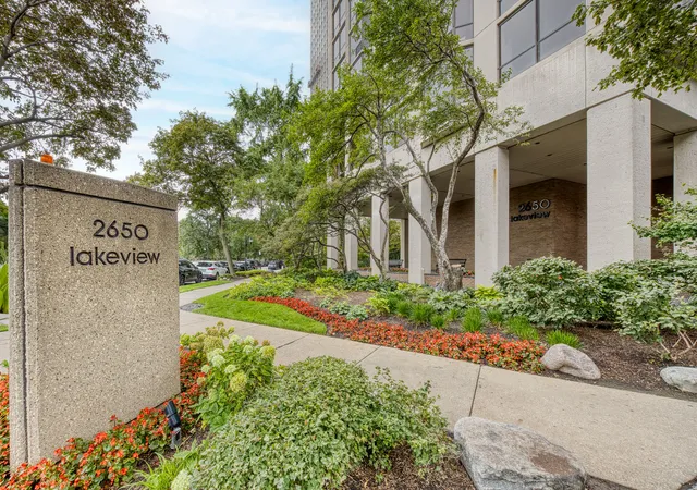 Photo 1 of Condo for sale at 2650 N Lakeview Ave #1201, Chicago, IL 60614 | MLS# 12767717 | Listing updated on 2026-09-29