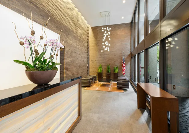 Photo 3 of Condo for sale at 2650 N Lakeview Ave #1201, Chicago, IL 60614 | MLS# 12767717 | Listing updated on 2026-09-29