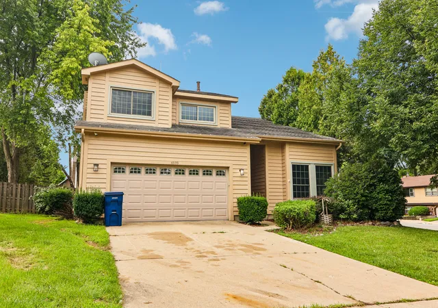 Single family home for sale at 4399 Bluebird Ct, Gurnee, IL 60031 | MLS# 12767728