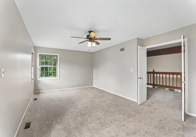 Photo 3 of Single family home for sale at 4399 Bluebird Ct, Gurnee, IL 60031 | MLS# 12767728 | Listing updated on 2026-10-07