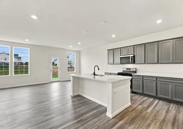 Photo 4 of Single family home for sale at 24638 W Alexis Ln, Plainfield, IL 60585 | MLS# 12767748 | Listing updated on 2026-10-07