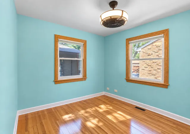 Photo 4 of Single family home for sale at 218 N Marion Ave, Bartlett, IL 60103 | MLS# 12767757 | Listing updated on 2026-10-01