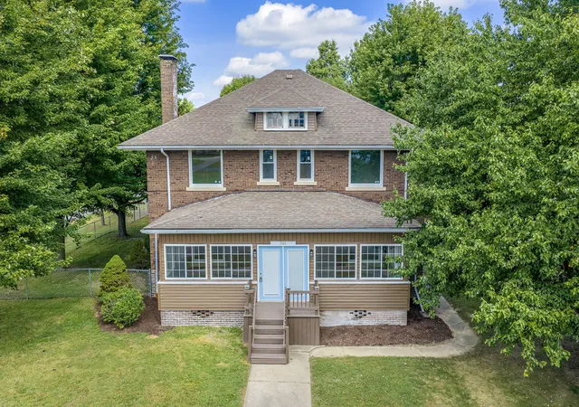 Photo 2 of Single family home for sale at 201 E North St, Ridge Farm, IL 61870 | MLS# 12767783 | Listing updated on 2026-09-30