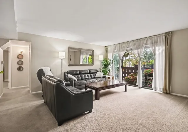 Listing Photo 2 - Condo for sale in building located at 1815 Oakton St, Park Ridge, IL 60068 - Unit #1A