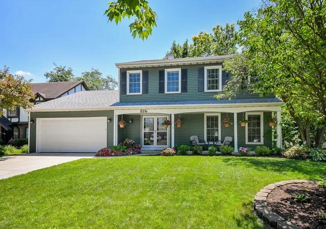 Photo 1 of Single family home for sale at 816 Cyn Run Rd, Naperville, IL 60565 | MLS# 12767801 | Listing updated on 2026-09-26