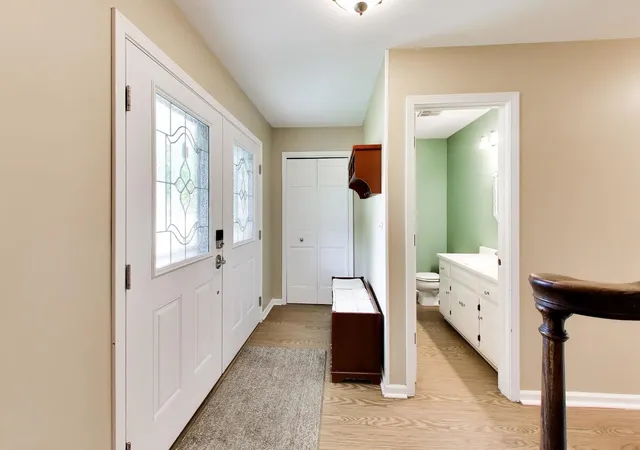 Photo 3 of Single family home for sale at 816 Cyn Run Rd, Naperville, IL 60565 | MLS# 12767801 | Listing updated on 2026-09-26