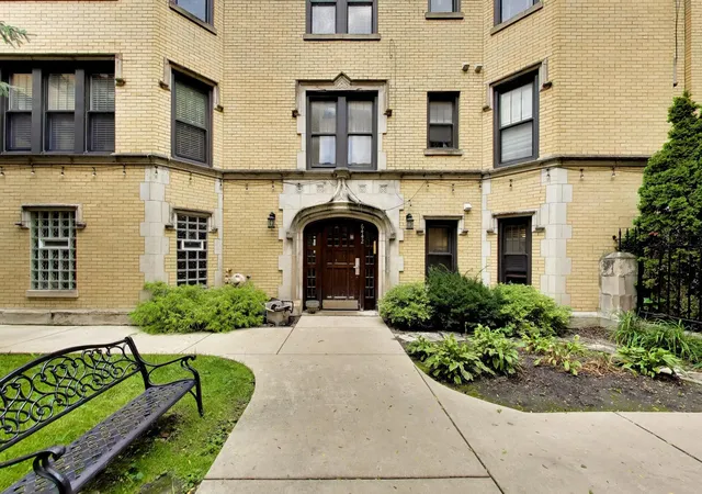 Photo 2 of Condo for sale at 6442 N Leavitt St #E0, Chicago, IL 60645 | MLS# 12767860 | Listing updated on 2026-09-23