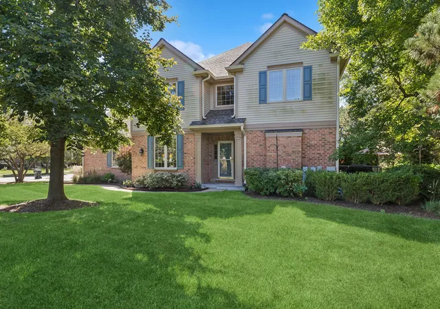 Photo 1 of Townhouse for sale at 1802 Westleigh Dr, Glenview, IL 60025 | MLS# 12767872 | Listing updated on 2026-10-07
