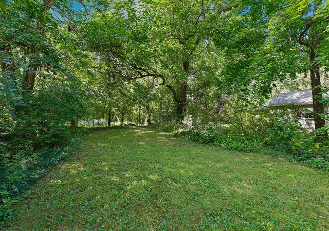 Photo 16 of Single family home for sale at 18018 Armitage Ct, Homewood, IL 60430 | MLS# 12767873 | Listing updated on 2026-10-07