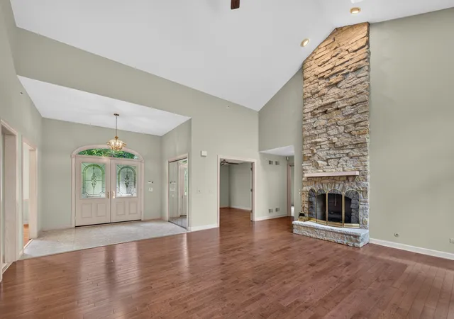 Photo 2 of Single family home for sale at 4638 Twin Lakes Ln, Long Grove, IL 60047 | MLS# 12767878 | Listing updated on 2026-09-23