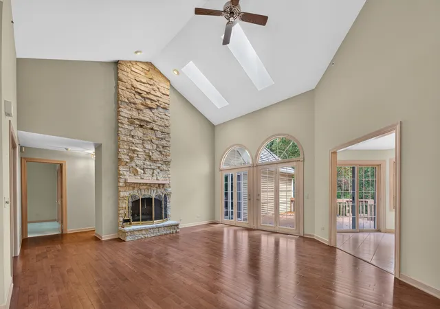 Photo 3 of Single family home for sale at 4638 Twin Lakes Ln, Long Grove, IL 60047 | MLS# 12767878 | Listing updated on 2026-09-23