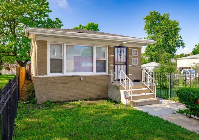 Photo 2 of Single family home for sale at 235 W 43rd Street, Chicago, IL 60609 | MLS# 12767891 | Listing updated on 2026-09-23