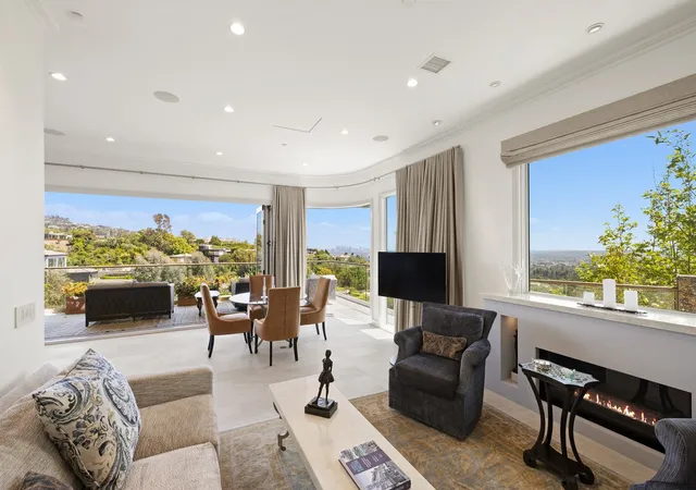 Photo 3 of Single family home for sale at 1380 Summitridge Pl, Beverly Hills, CA 90210 | MLS# 12767895 | Listing updated on 2026-09-29