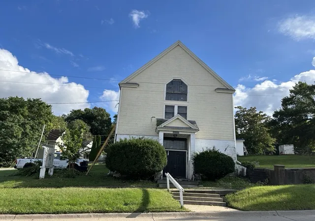 Photo 1 of Single family home for sale at 1222 7th Avenue, Moline, IL 61265 | MLS# 12767900 | Listing updated on 2026-09-24