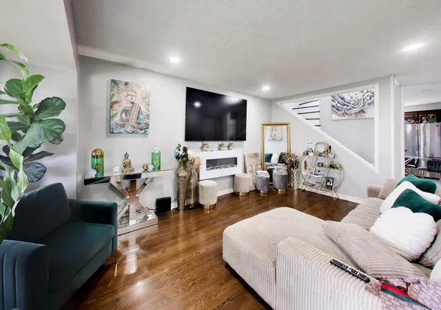 Photo 4 of Single family home for sale at 8017 S Sacramento Ave, Chicago, IL 60652 | MLS# 12767907 | Listing updated on 2026-10-08