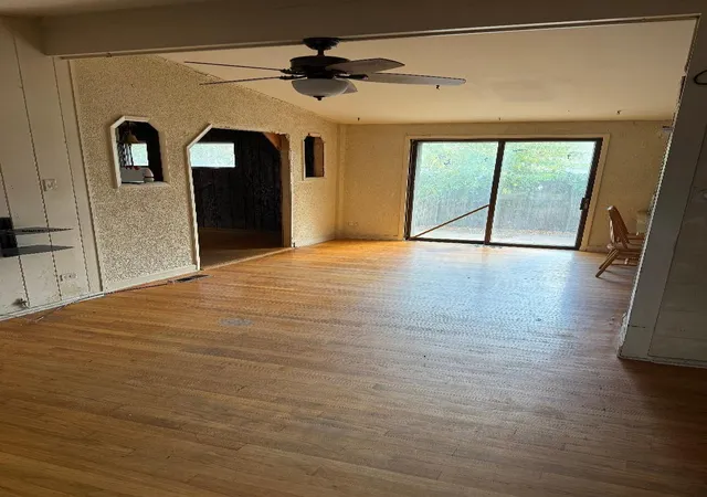 Photo 4 of Single family home for sale at 5555 W 90th Street, Oak Lawn, IL 60453 | MLS# 12767920 | Listing updated on 2026-09-23