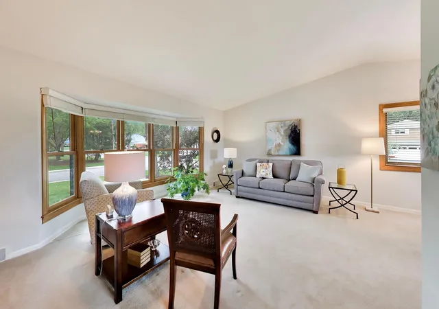 Photo 3 of Single family home for sale at 1608 E Jonquil Ter, Arlington Heights, IL 60004 | MLS# 12767925 | Listing updated on 2026-10-08