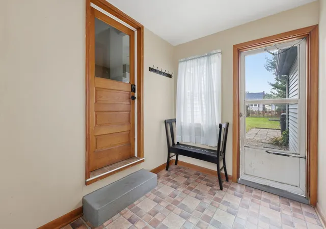 Photo 2 of Single family home for sale at 402 Sw 7th Avenue, Aledo, IL 61231 | MLS# 12767928 | Listing updated on 2026-10-21