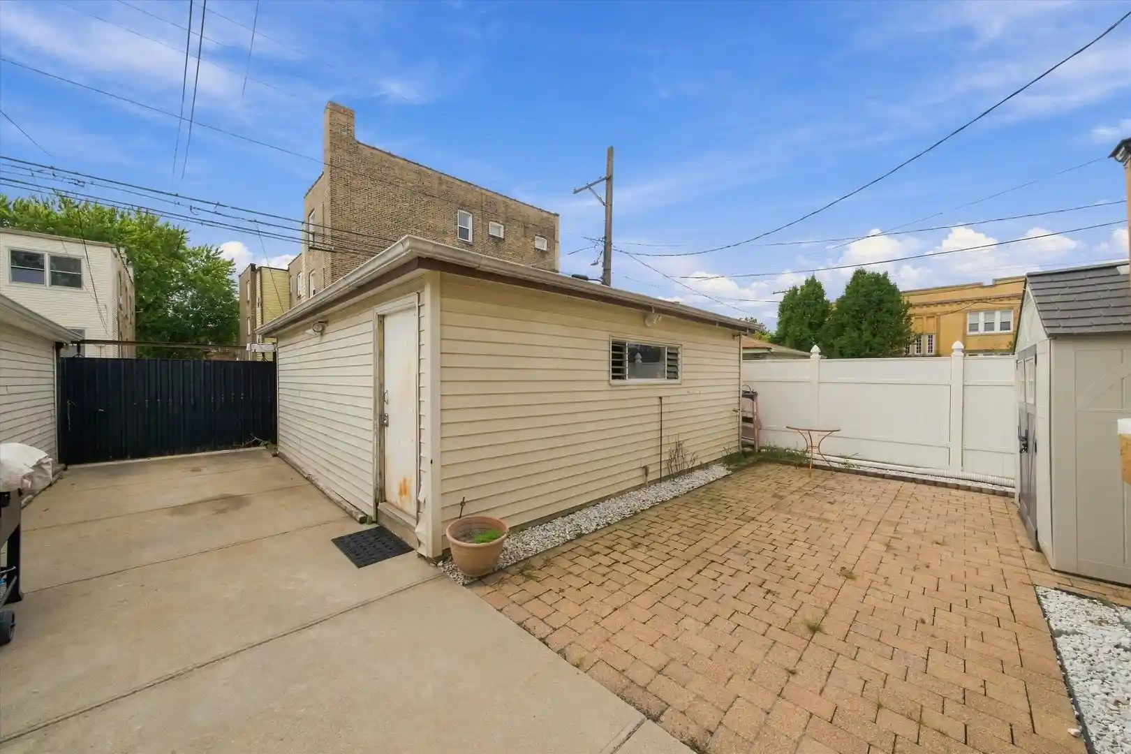 Listing Photo 48 - Condo for sale in 4055 W Nelson St located at 4055 W Nelson St, Chicago, IL 60641 - Unit 4055 W Nelson St
