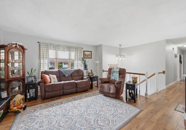 Photo 3 of Single family home for sale at 1 Kimberly Dr, Coal Valley, IL 61240 | MLS# 12767964 | Listing updated on 2026-09-30