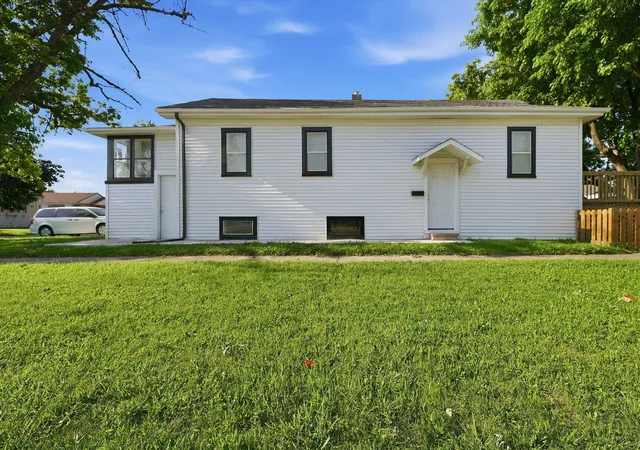 Photo 3 of Single family home for sale at 1808 S 22nd Avenue, Maywood, IL 60153 | MLS# 12767970 | Listing updated on 2026-10-04