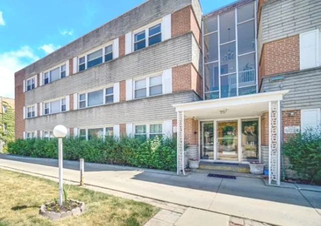 Photo 1 of Condo for sale at 4949 Church St #305, Skokie, IL 60077 | MLS# 12767977 | Listing updated on 2026-09-29