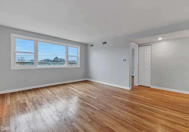 Photo 2 of Condo for sale at 4949 Church St #305, Skokie, IL 60077 | MLS# 12767977 | Listing updated on 2026-09-29