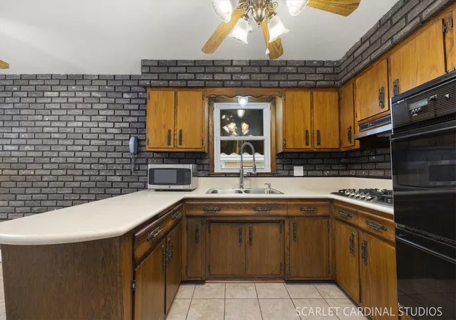 Photo 3 of Single family home for sale at 505 N Addison Rd, Villa Park, IL 60181 | MLS# 12768006 | Listing updated on 2026-09-26