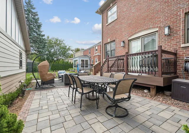 Photo 4 of Single family home for sale at 8027 Long Ave, Skokie, IL 60077 | MLS# 12768007 | Listing updated on 2026-10-07