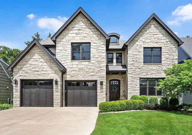 Photo 1 of Single family home for sale at 225 E Wilson St, Elmhurst, IL 60126 | MLS# 12768025 | Listing updated on 2026-09-24