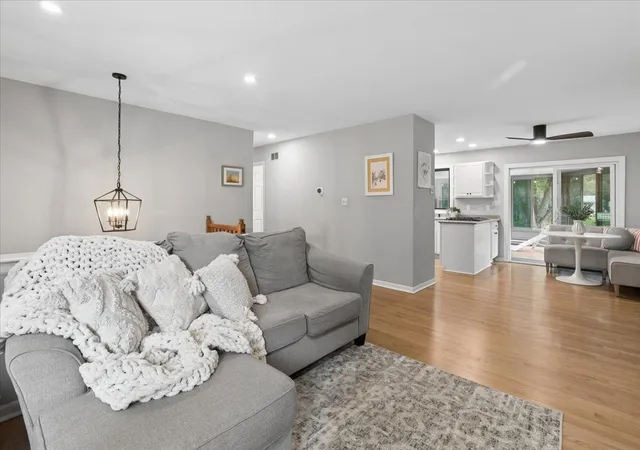 Photo 2 of Single family home for sale at 15670 W Sprucewood Ln, Libertyville, IL 60048 | MLS# 12768042 | Listing updated on 2026-10-02