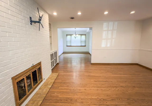 Photo 3 of Single family home for sale at 18535 Western Ave, Homewood, IL 60430 | MLS# 12768054 | Listing updated on 2026-09-26