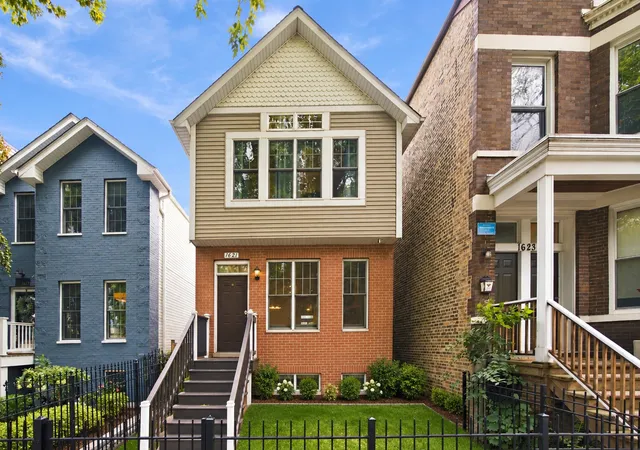 Single family home for sale at 1621 W Huron St, Chicago, IL 60622 | MLS# 12768055