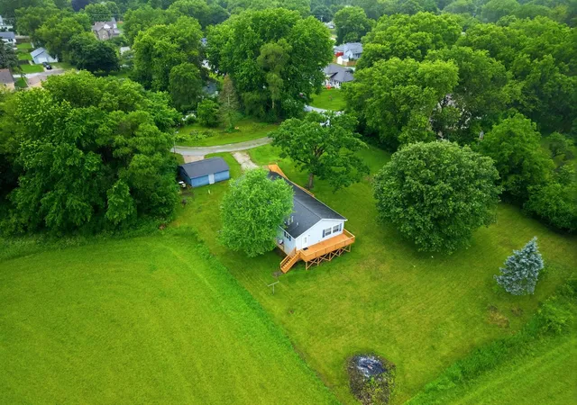 Photo 3 of Single family home for sale at 211 Bridge St, Millington, IL 60537 | MLS# 12768068 | Listing updated on 2026-09-29
