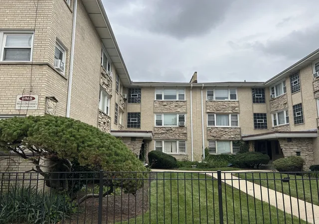 Condo for sale at 6968 W Diversey Ave #6, Chicago, IL 60707 | MLS# 12768073
