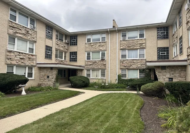 Photo 1 of Condo for sale at 6968 W Diversey Ave #6, Chicago, IL 60707 | MLS# 12768073 | Listing updated on 2026-09-25