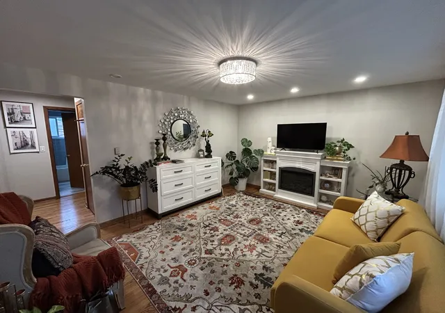 Photo 3 of Condo for sale at 6968 W Diversey Ave #6, Chicago, IL 60707 | MLS# 12768073 | Listing updated on 2026-09-25
