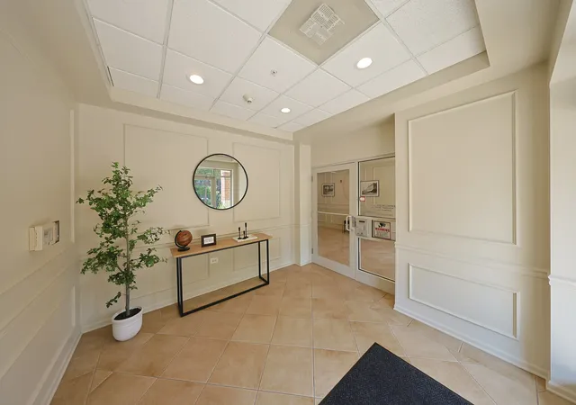 Photo 2 of Condo for sale at 370 S Western Ave #701, Des Plaines, IL 60016 | MLS# 12768085 | Listing updated on 2026-09-24