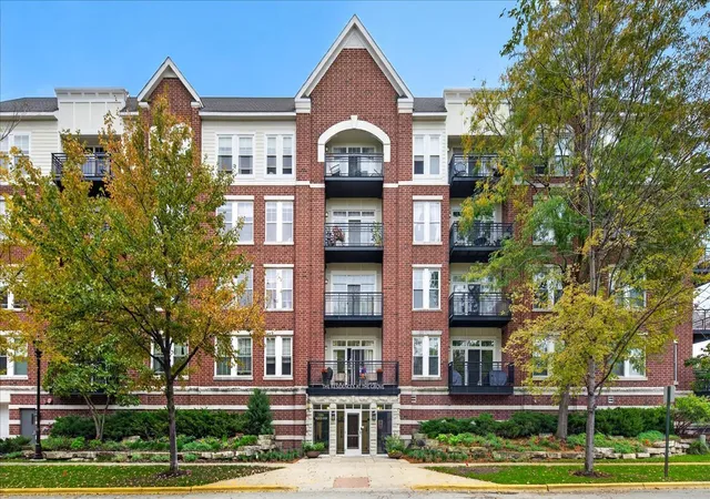 Photo 2 of Condo for sale at 7753 Van Buren St #407, Forest Park, IL 60130 | MLS# 12768088 | Listing updated on 2026-10-22